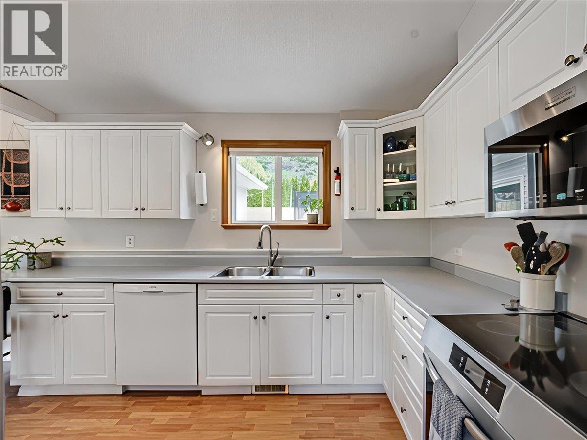 8392 Theatre Road - 7