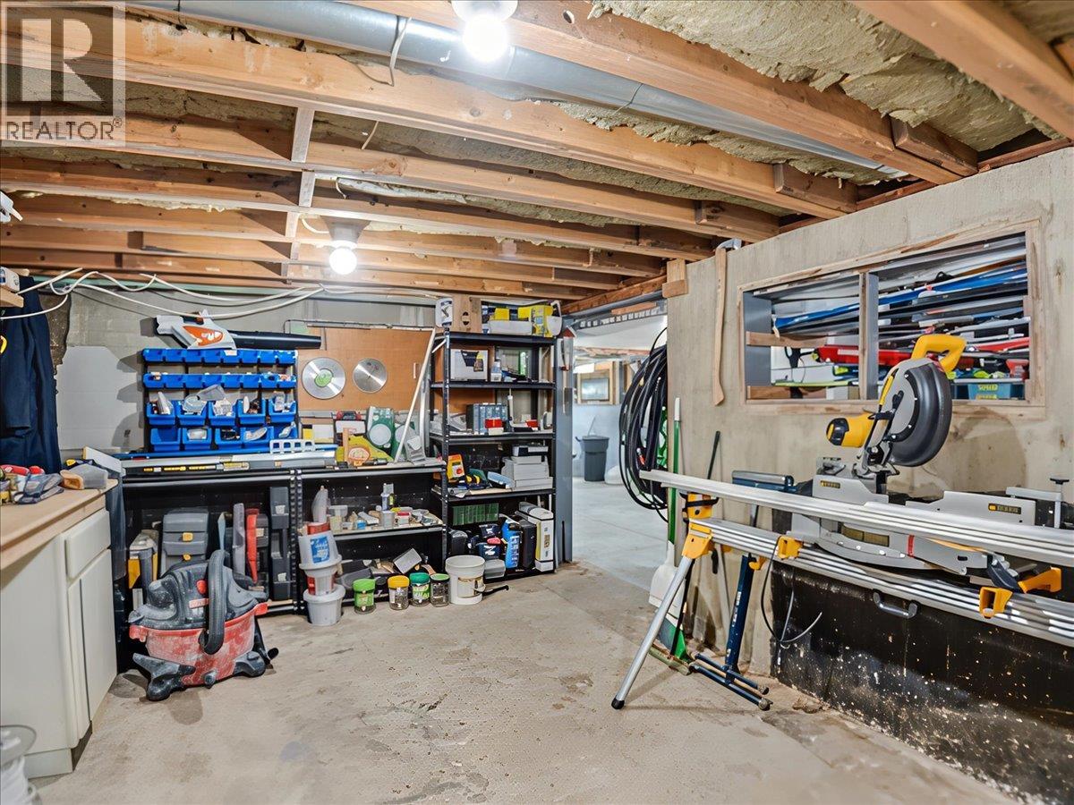 8392 Theatre Road - 41