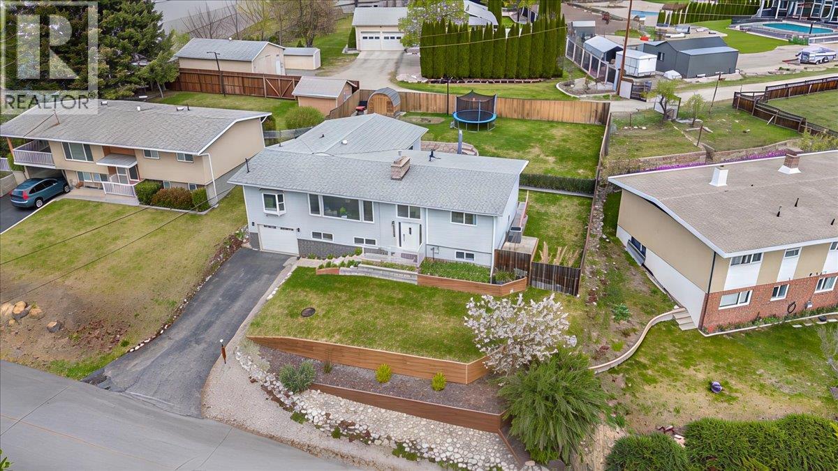 8392 Theatre Road - 64