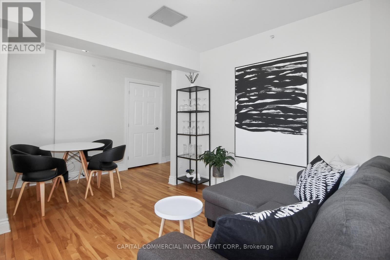 60 COBOURG STREET — photo 12