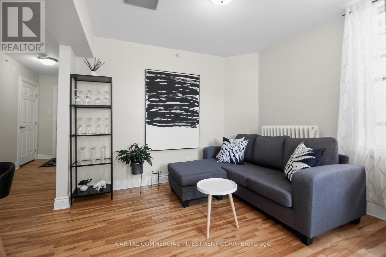 60 COBOURG STREET — photo 13