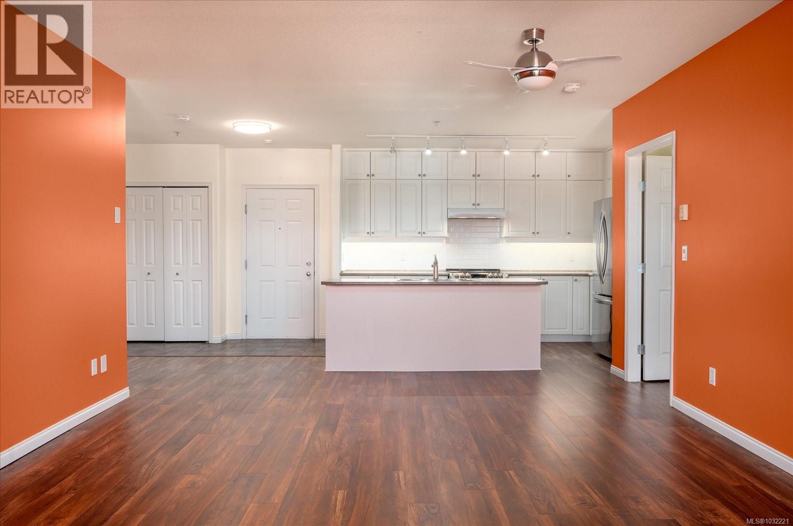 #311 1633 Dufferin Cres - 17