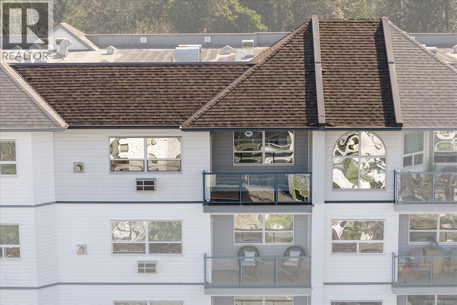 #311 1633 Dufferin Cres - 36