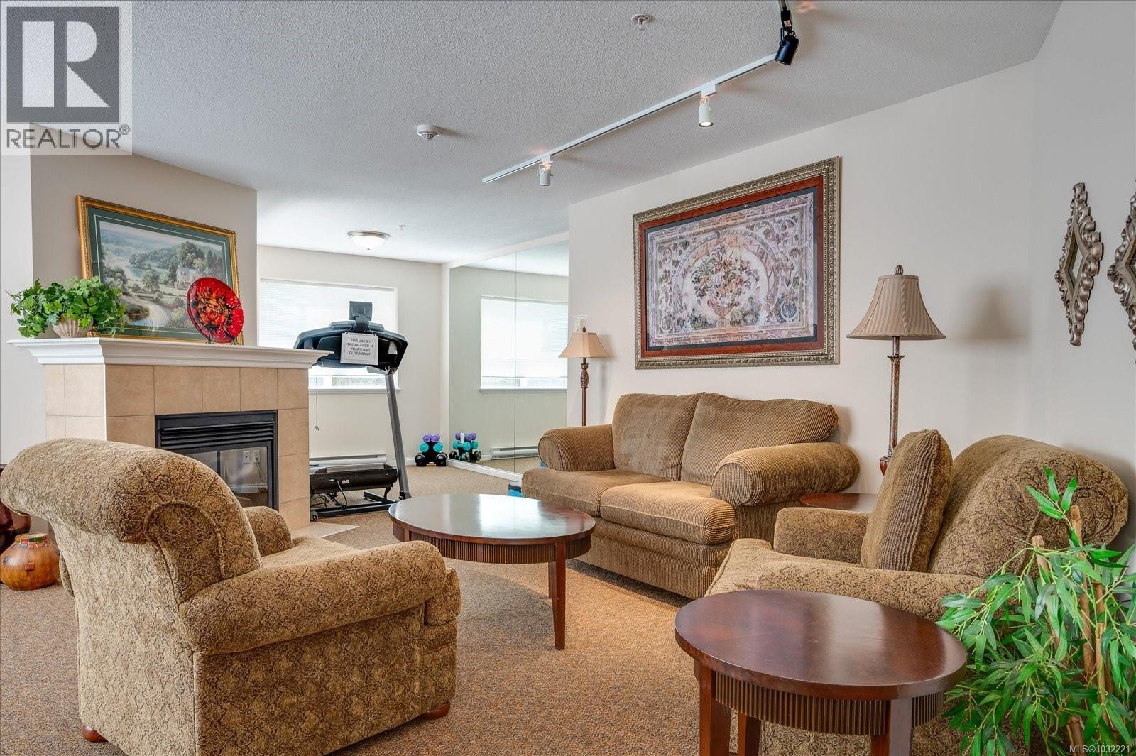 #311 1633 Dufferin Cres - 39