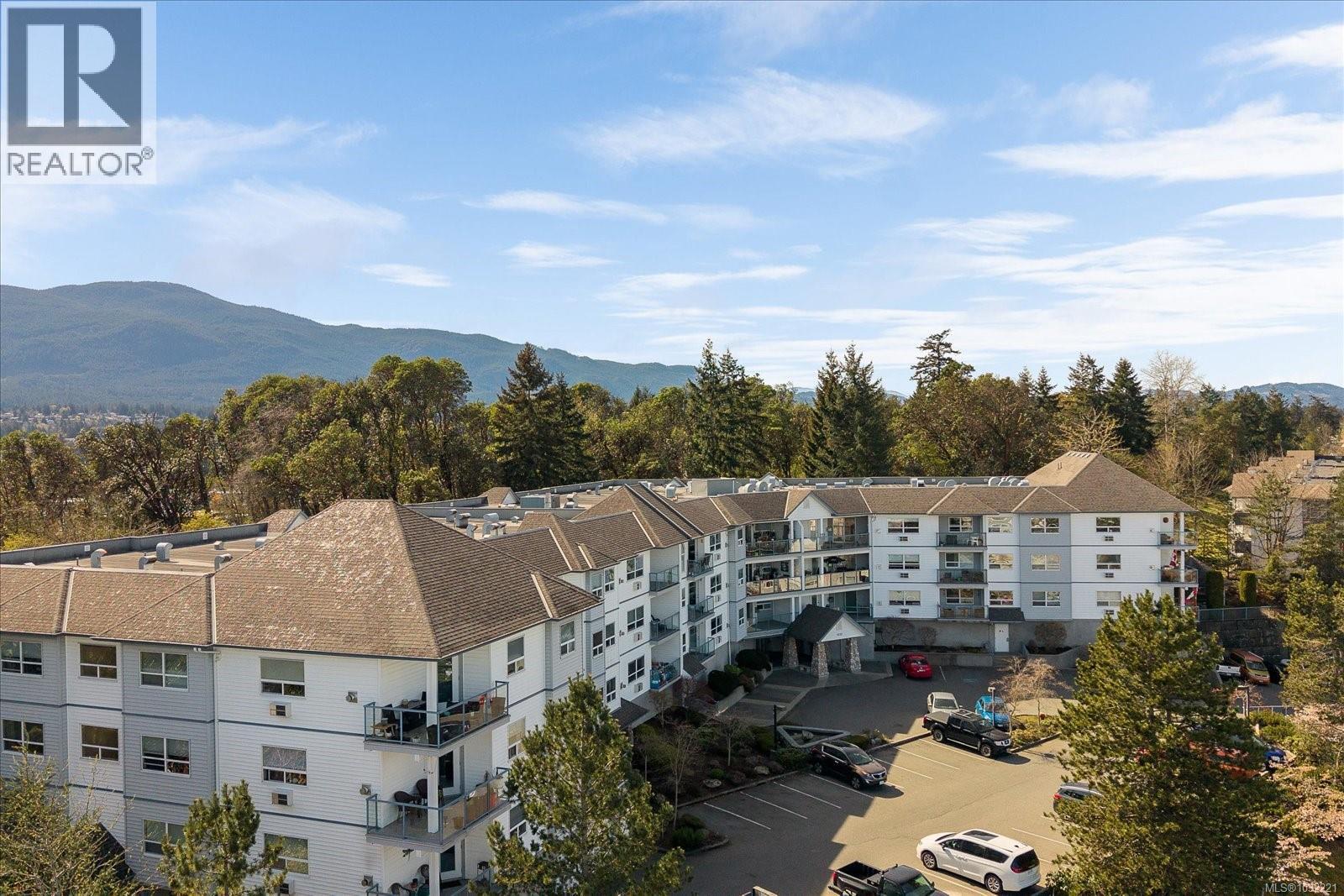 #311 1633 Dufferin Cres - 44