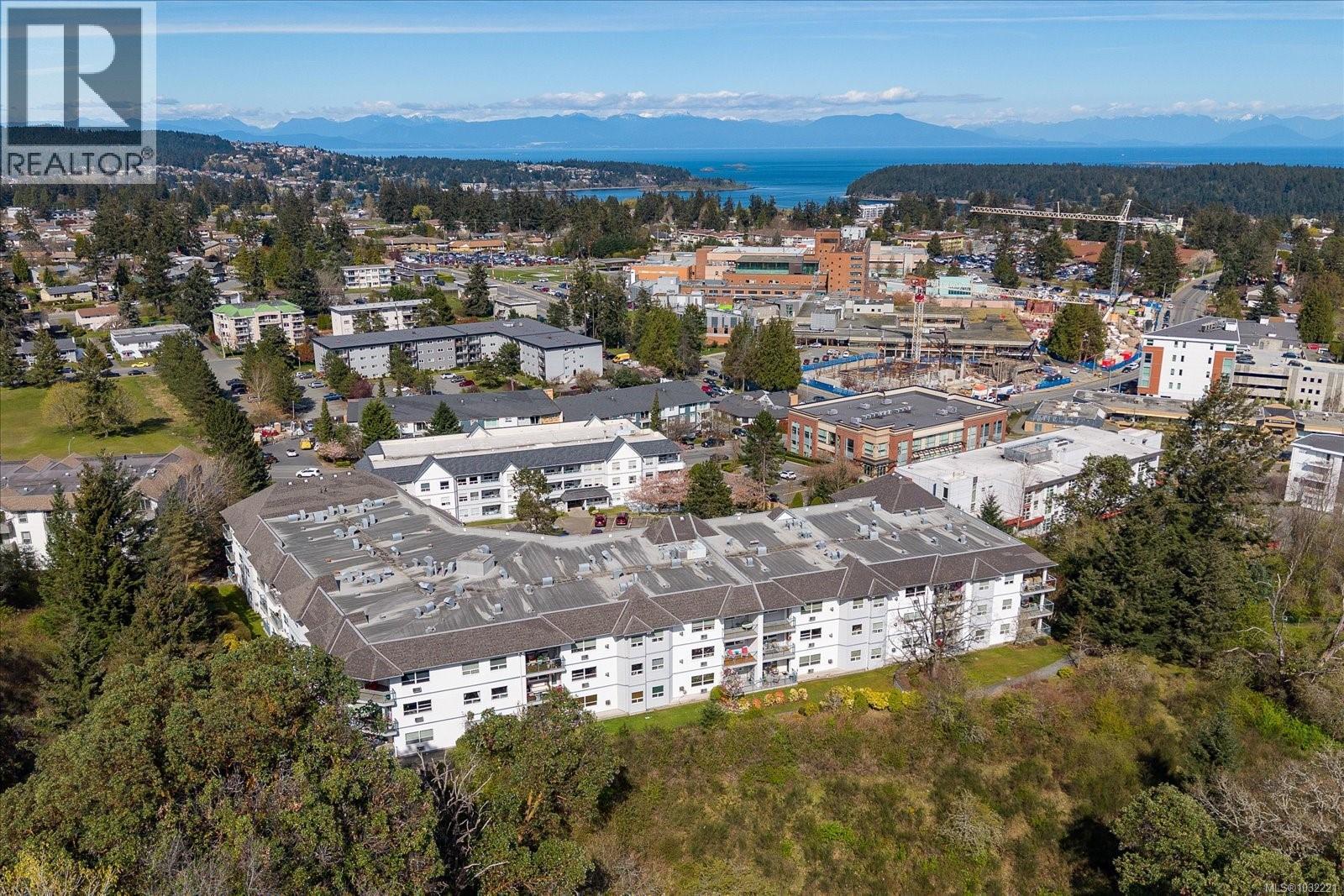 #311 1633 Dufferin Cres - 45