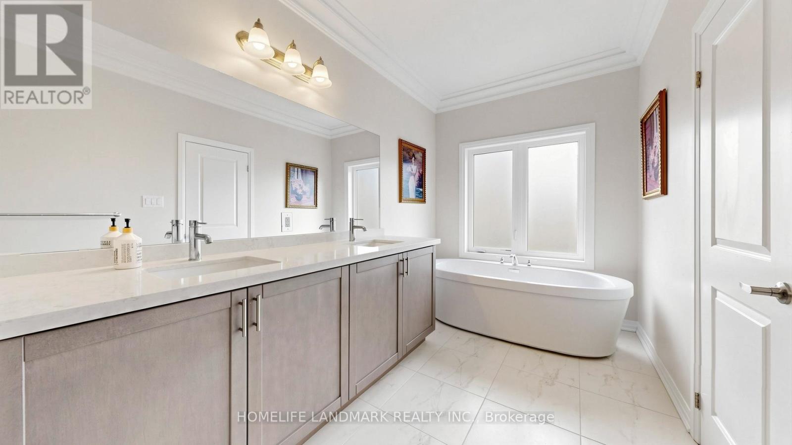 1486 BRODERICK STREET - 21
