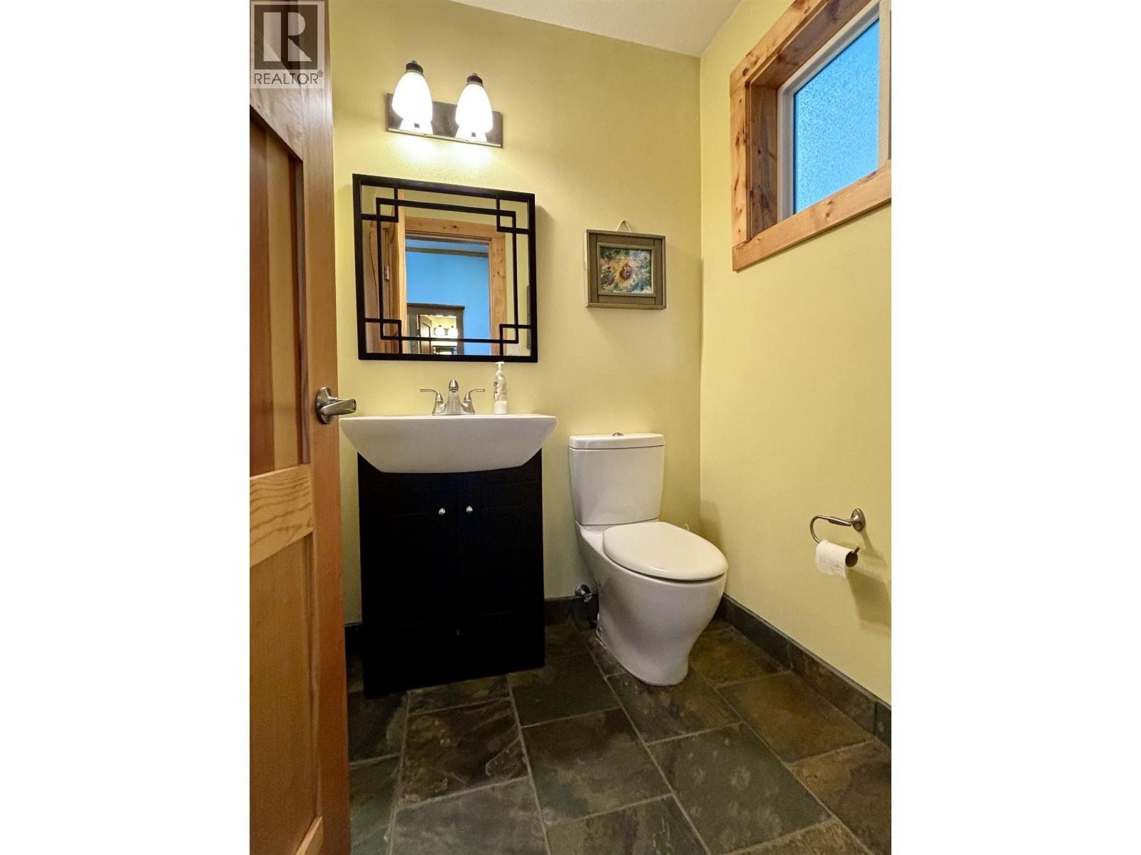 4022 SKOGLUND STREET - 12