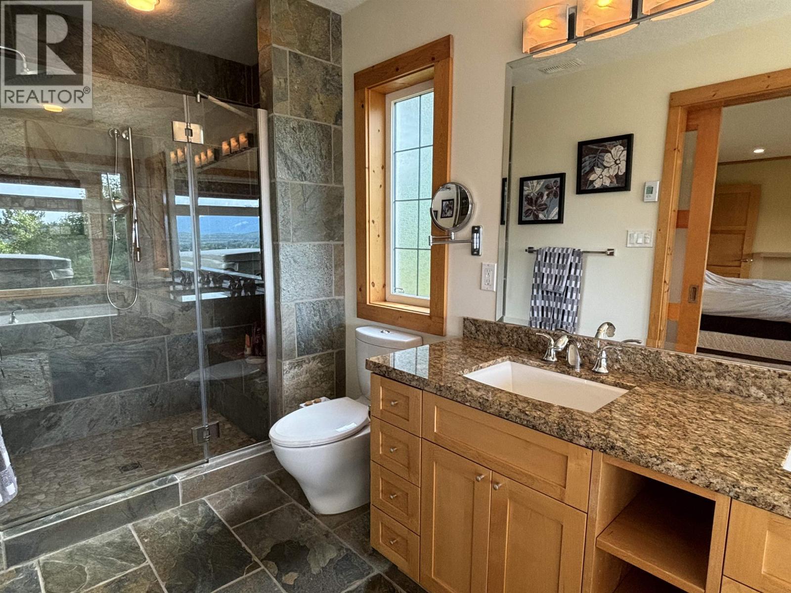 4022 SKOGLUND STREET - 15