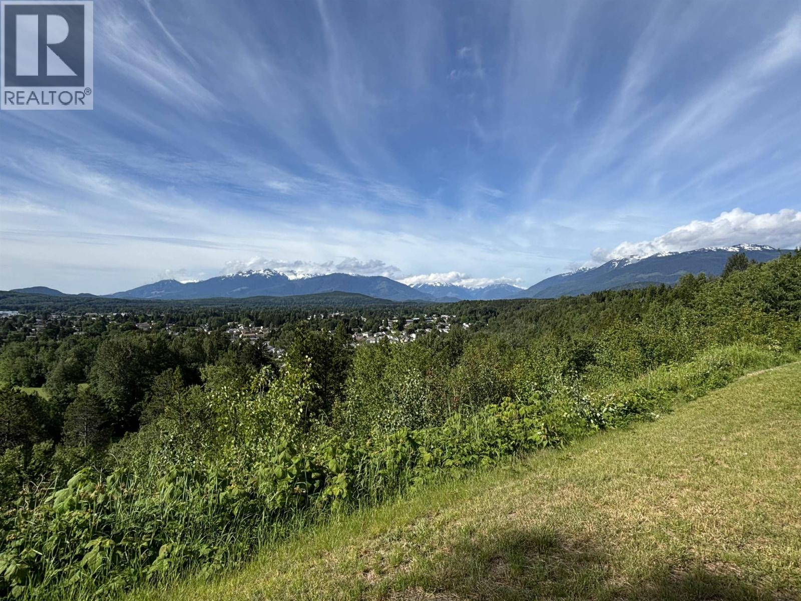 4022 SKOGLUND STREET - 27