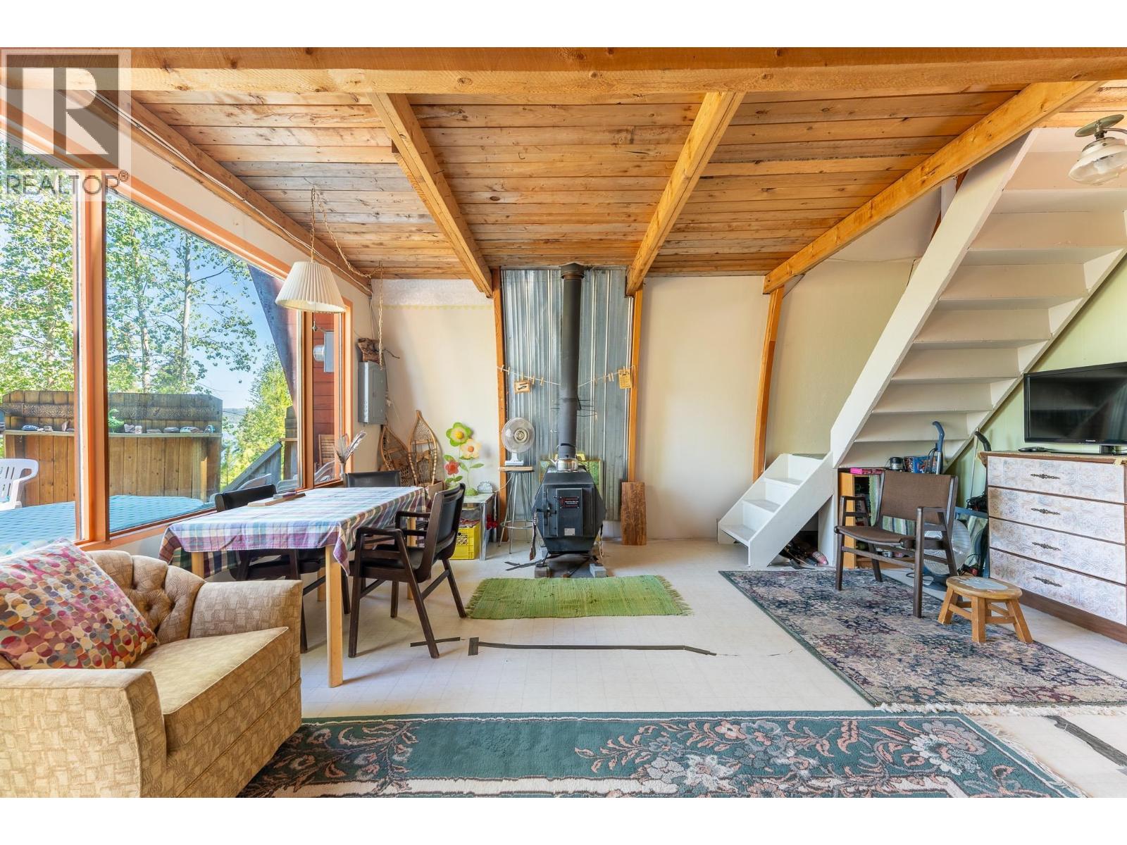 52260 LLOYD DRIVE - 15