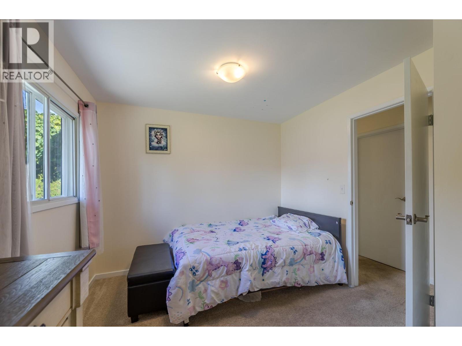 5206 Nixon Road, Summerland