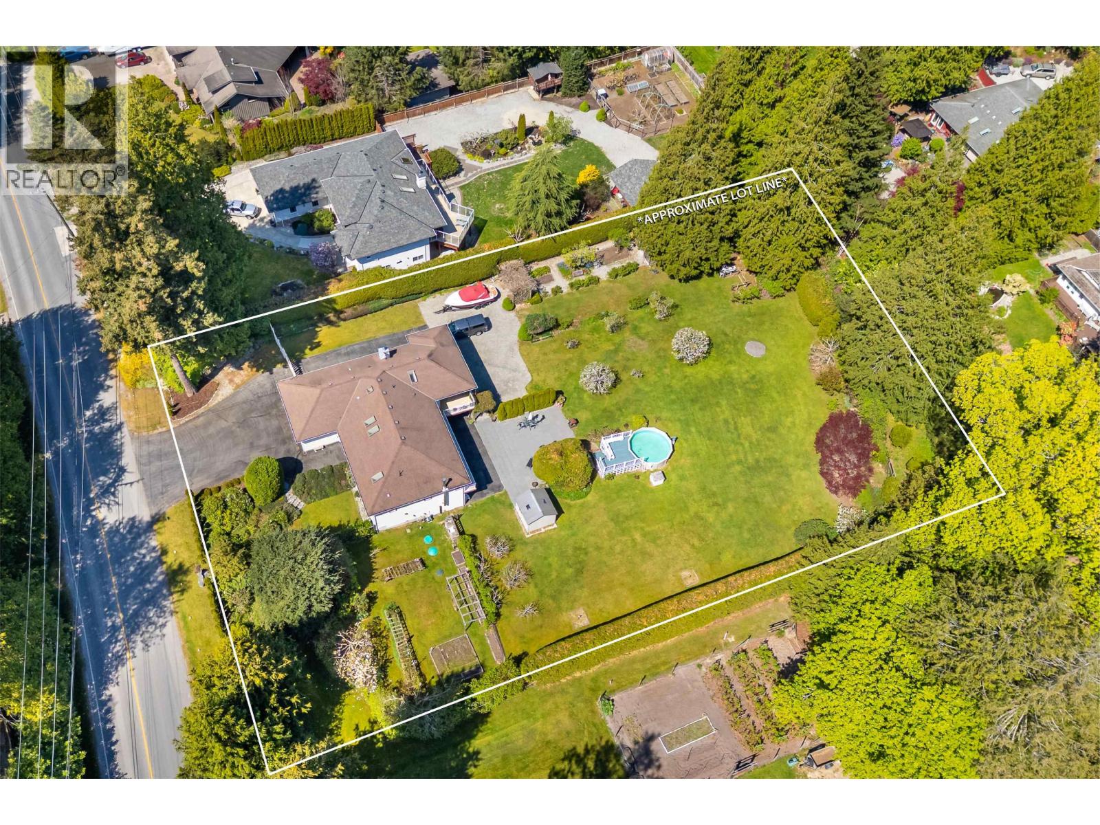 7904 REDROOFFS ROAD - photo 2