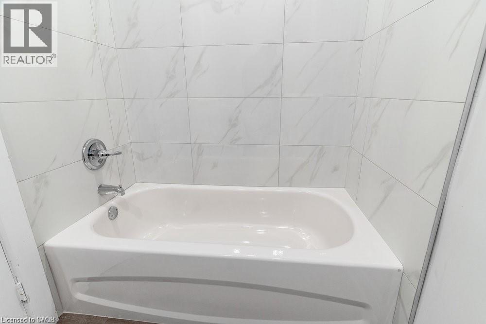 598 UPPER JAMES Street Unit# A, Hamilton, Ontario, L9C2Y8 — Photo 14