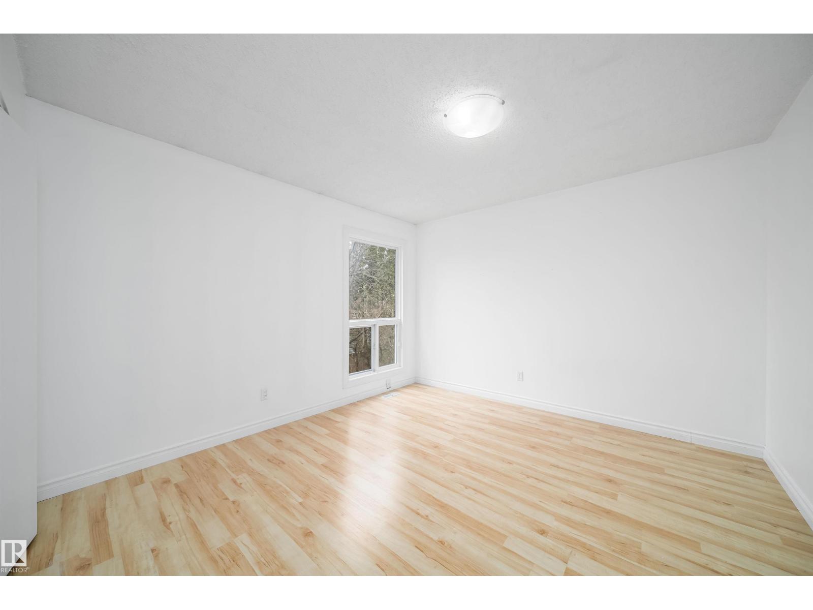 195 Grandin VG, St. Albert