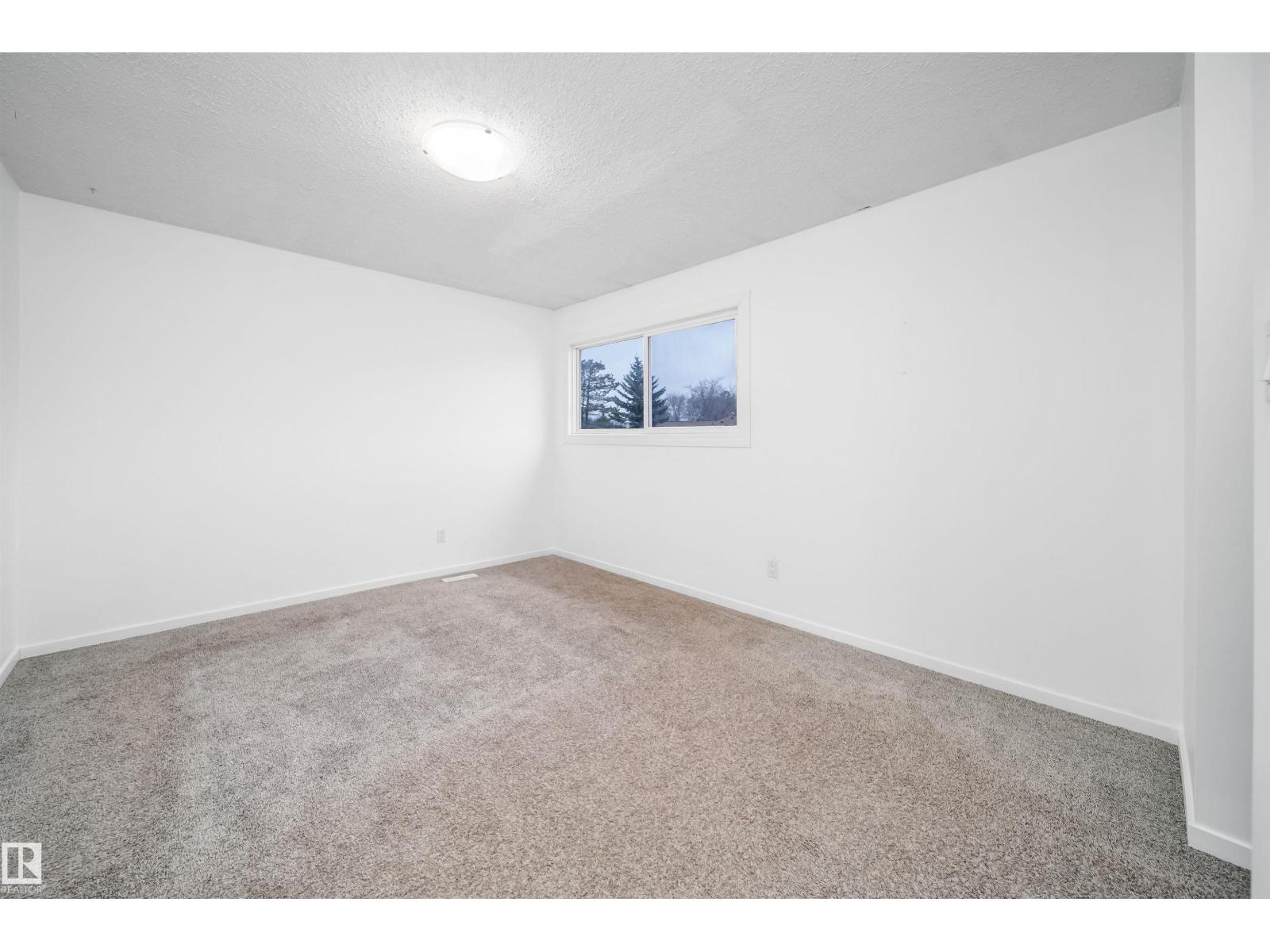 195 Grandin VG, St. Albert