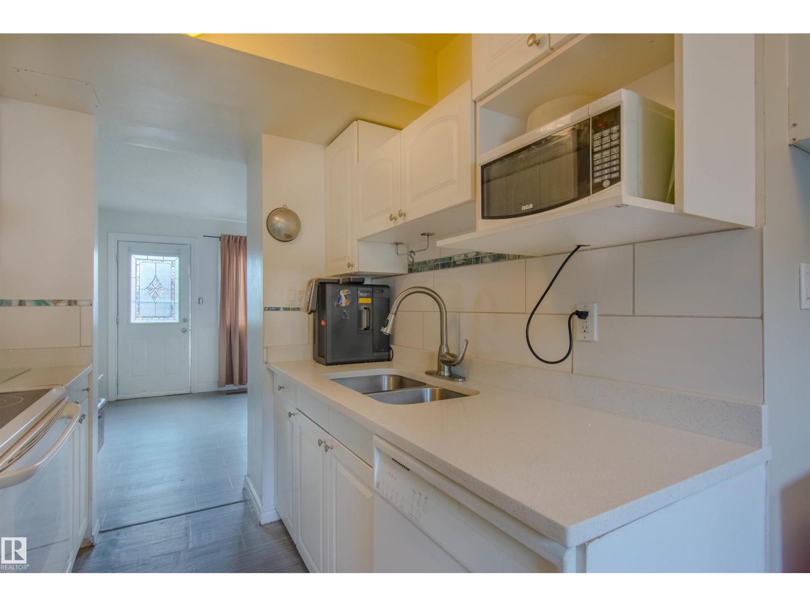 892 Abbottsfield RD NW NW - 7