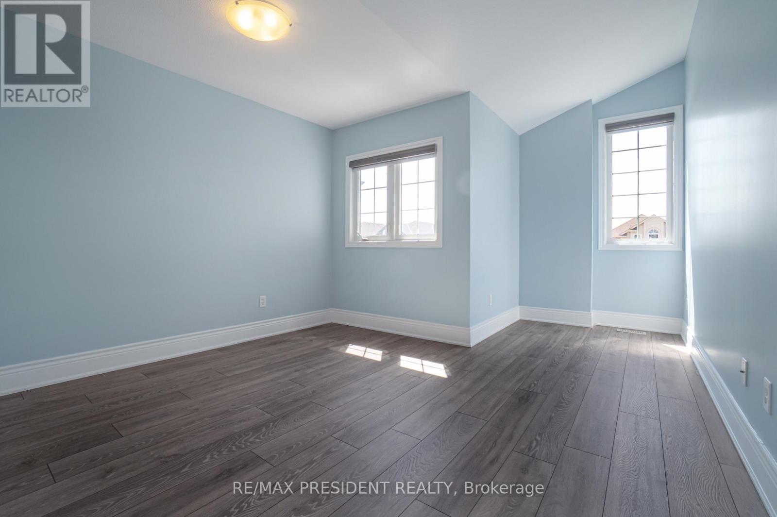 1565 MICKLEBOROUGH COURT - 27