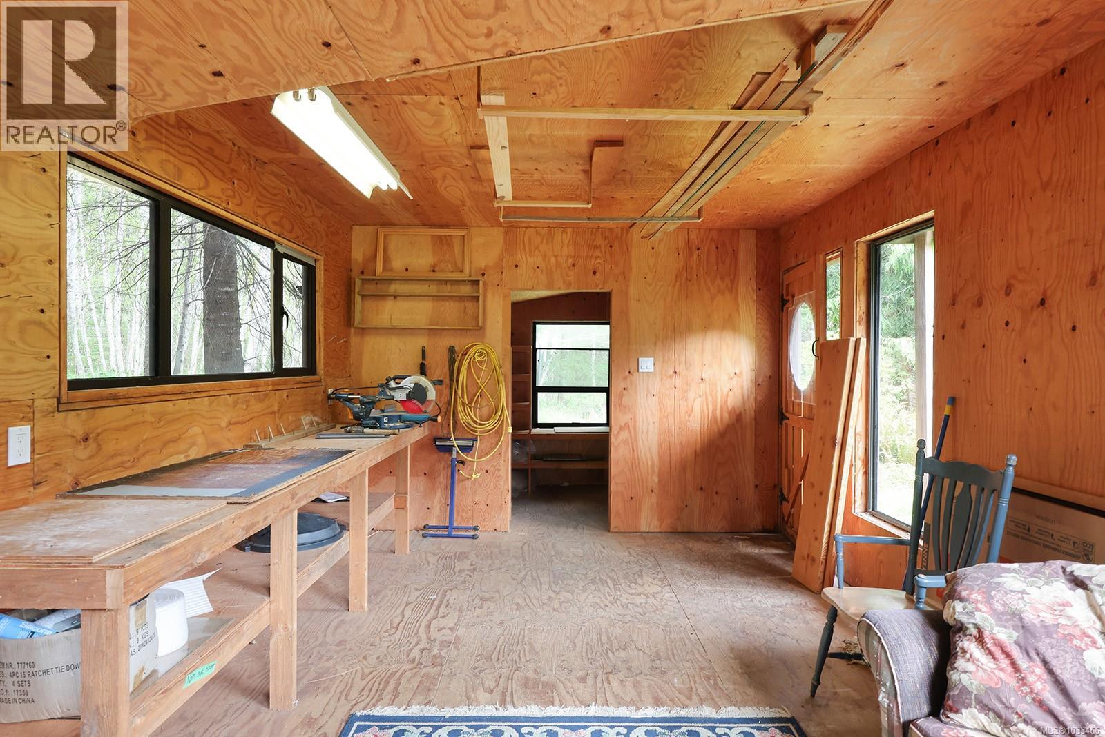 9210 McFarlane Rd - 35