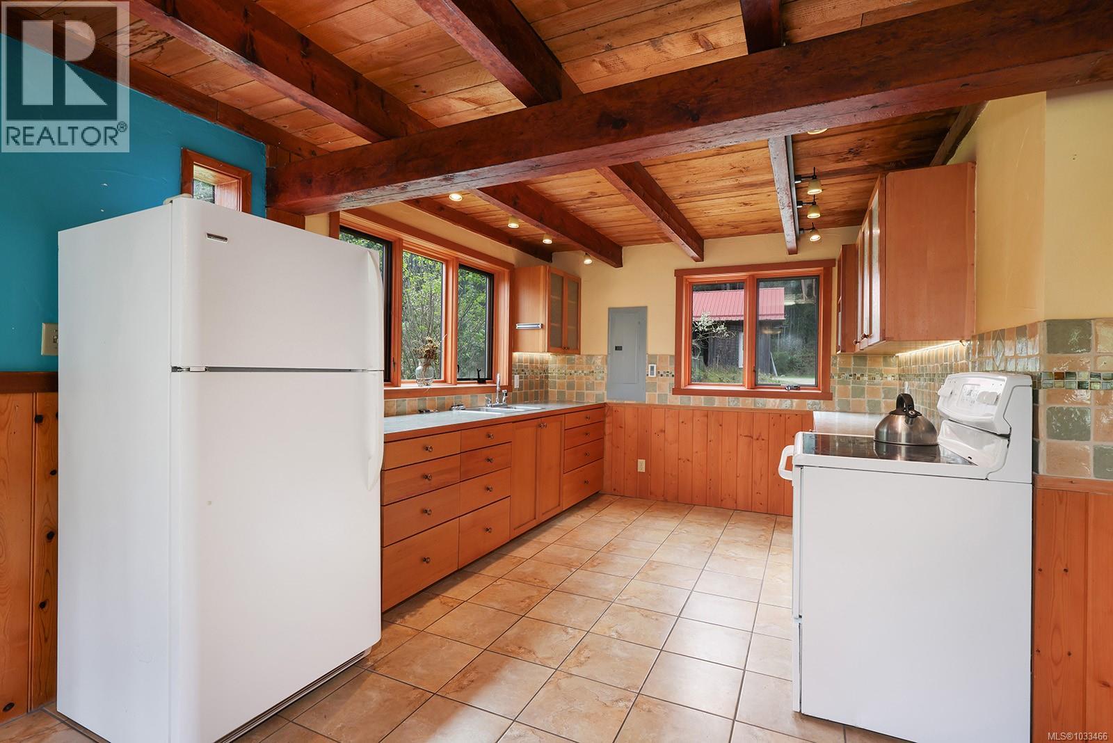 9210 McFarlane Rd - 10