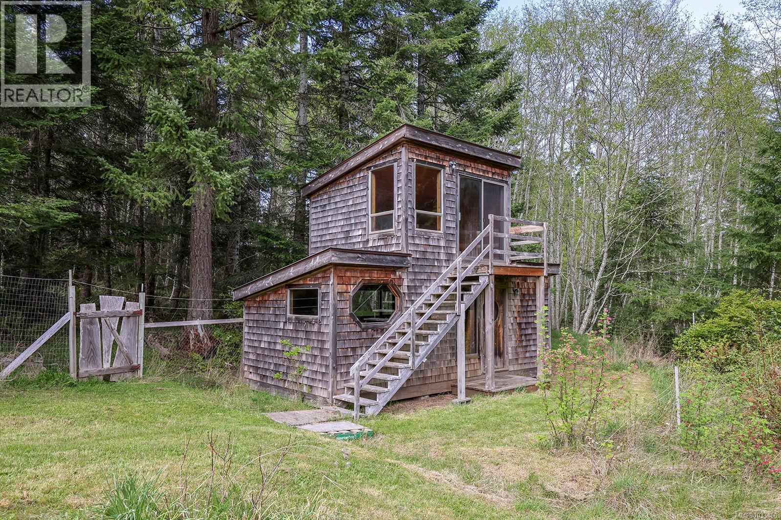 9210 McFarlane Rd - 33