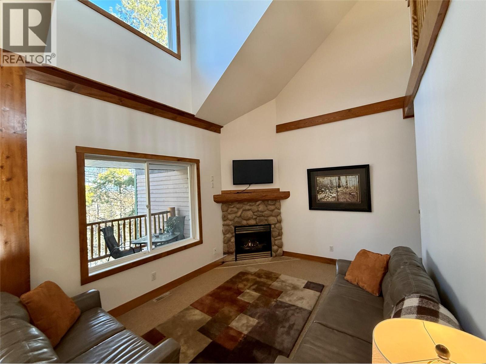 #210 300 STEMWINDER Drive - 12
