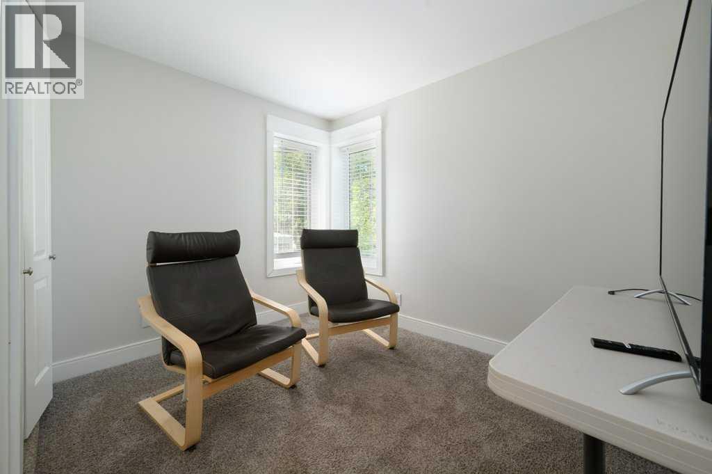 5238 52 Street — photo 19