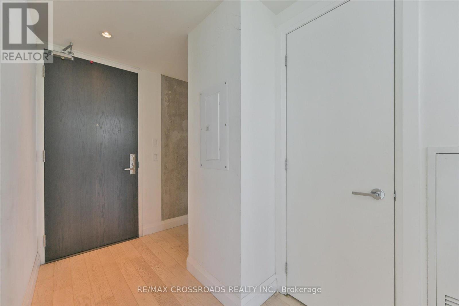 #3006 224 KING STREET W - 5