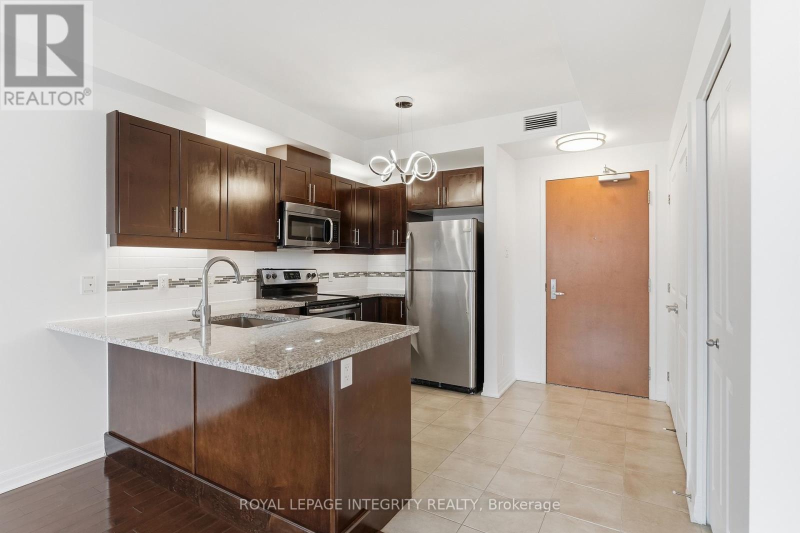 #2403 242 RIDEAU STREET - 11