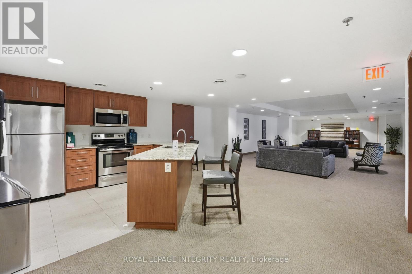 #2403 242 RIDEAU STREET - 23