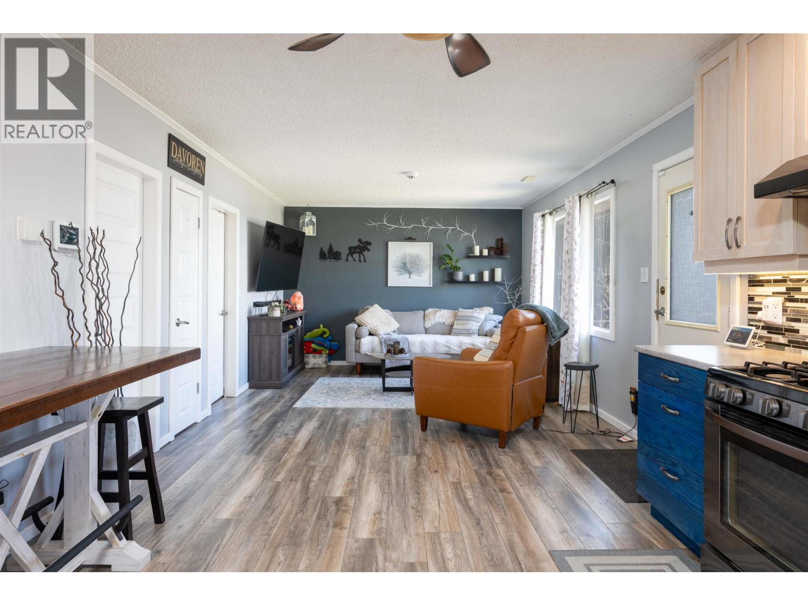 244 GILLETT STREET - 10