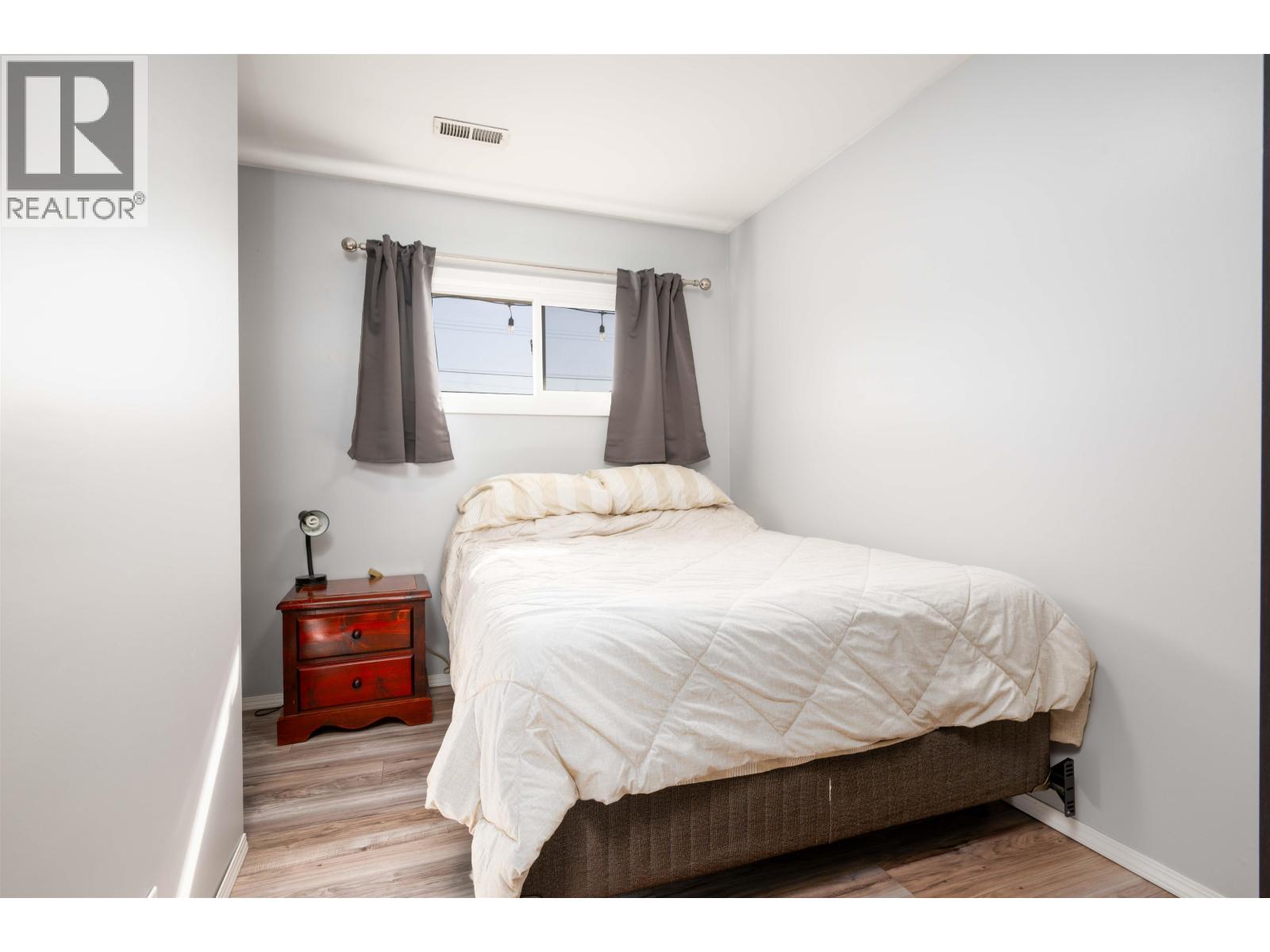 244 GILLETT STREET - 20