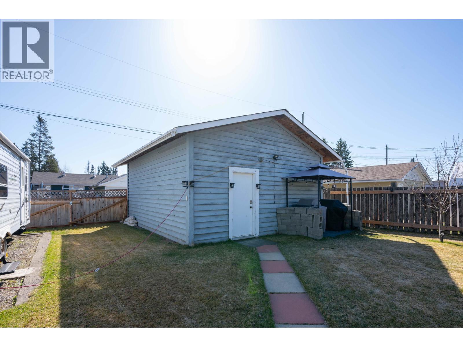 244 GILLETT STREET - 30