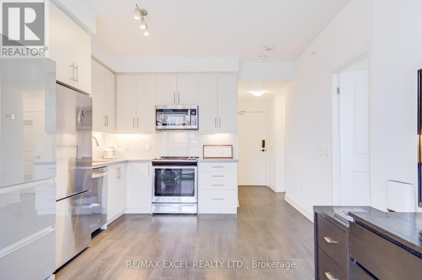 #1006 85 ONEIDA CRESCENT - 19