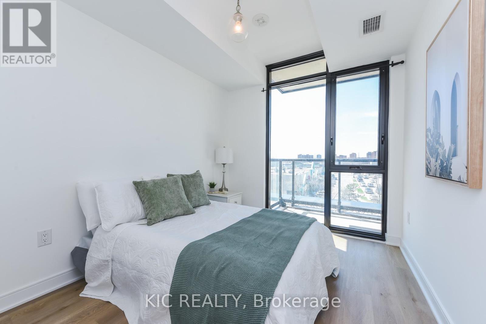 #323 86 DUNDAS ST. STREET E - 21