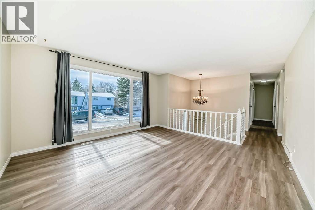 5208 40 Street, Innisfail