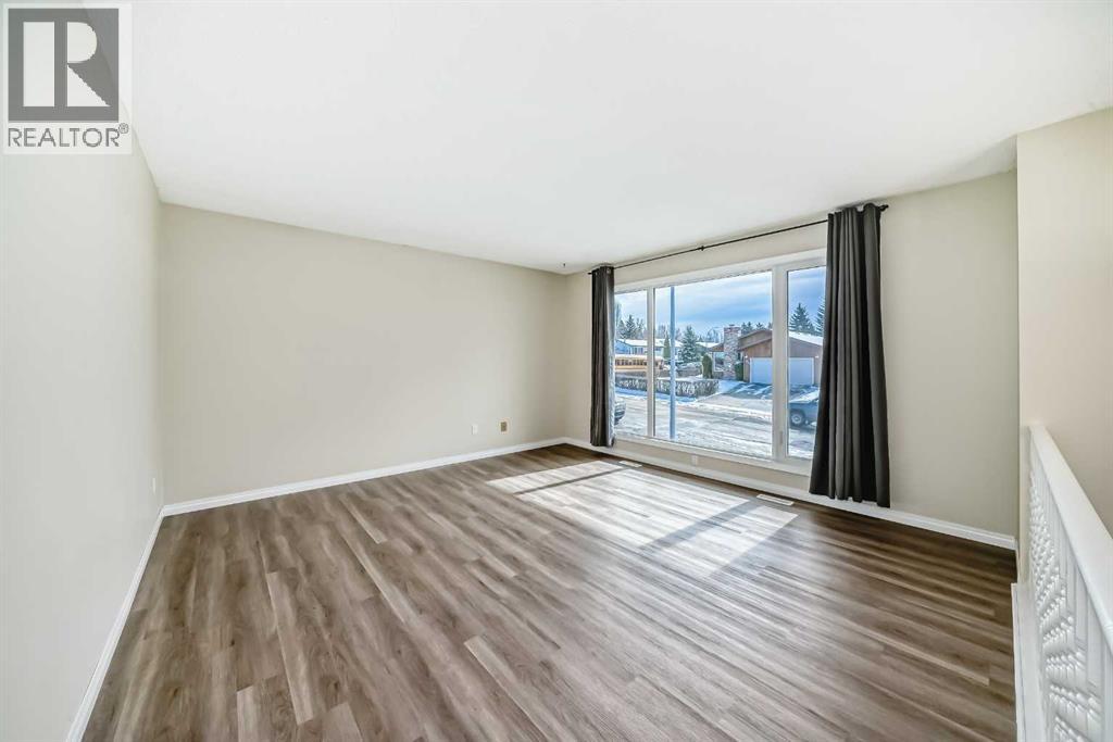 5208 40 Street, Innisfail