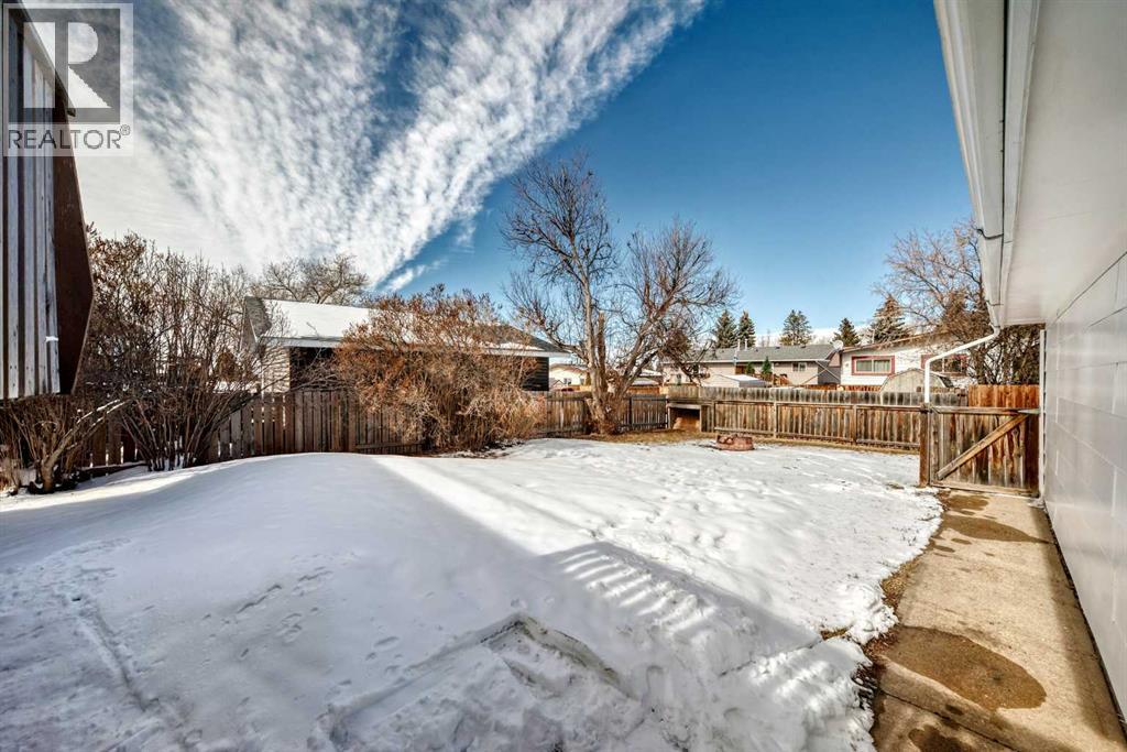 5208 40 Street, Innisfail