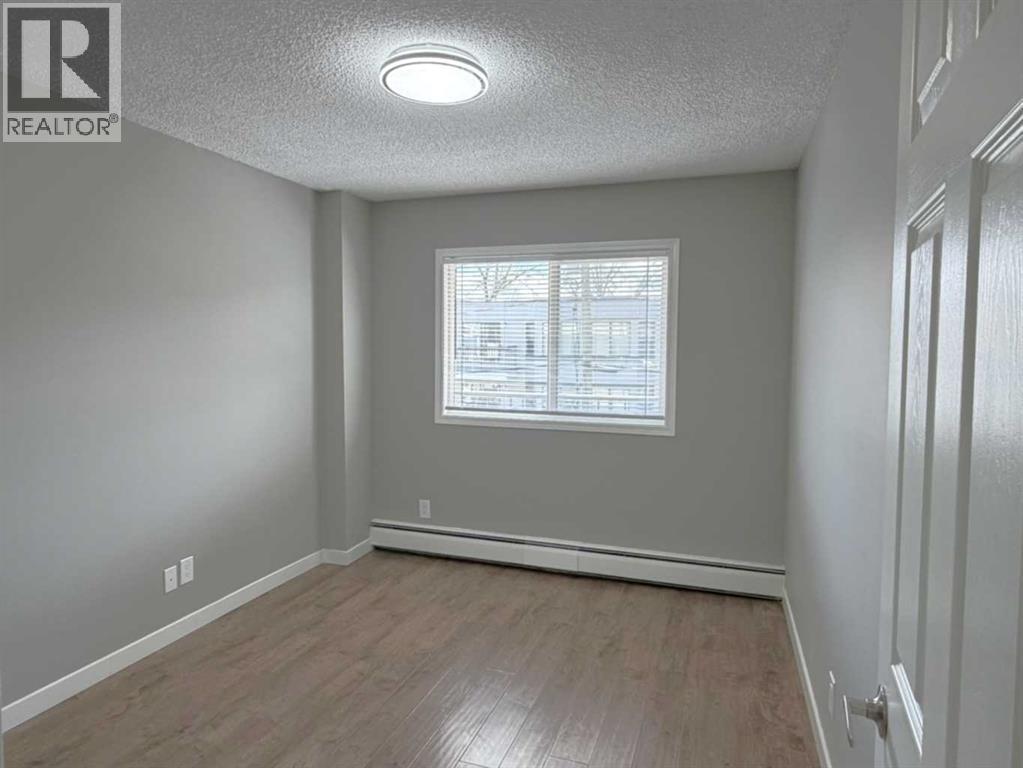 #302 635 56 Avenue SW - 8