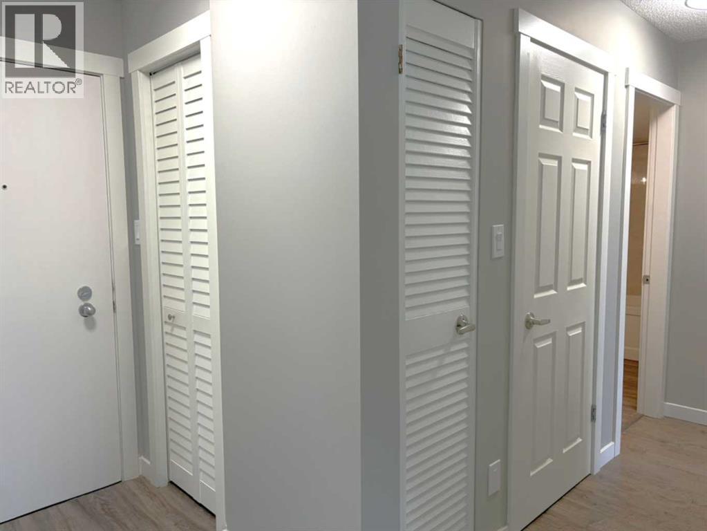 #302 635 56 Avenue SW - 9