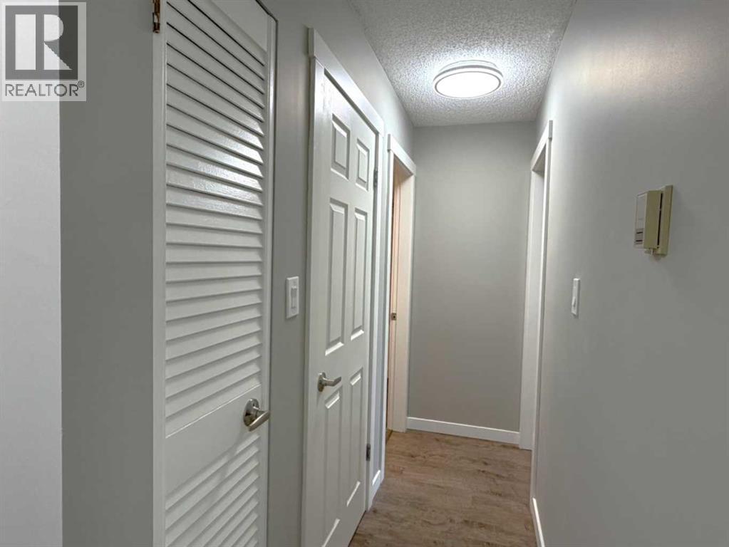 #302 635 56 Avenue SW - 10