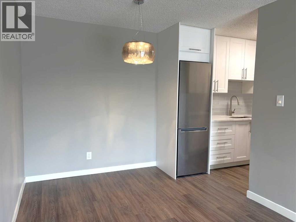 #302 635 56 Avenue SW - 4