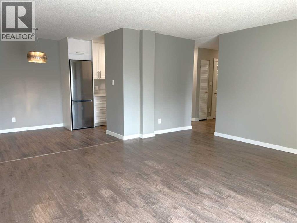 #302 635 56 Avenue SW - 5