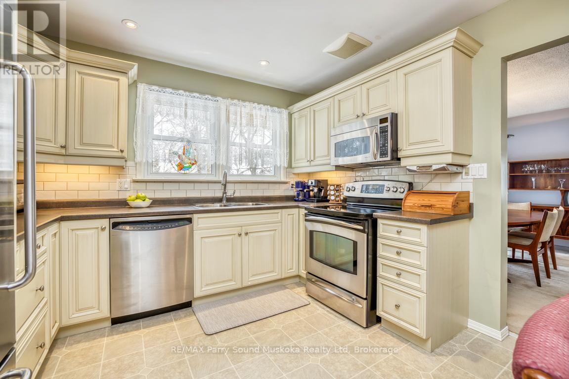 Custom updated kitchen
