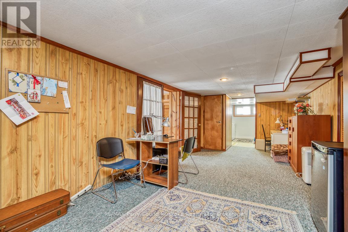 Office / Den area