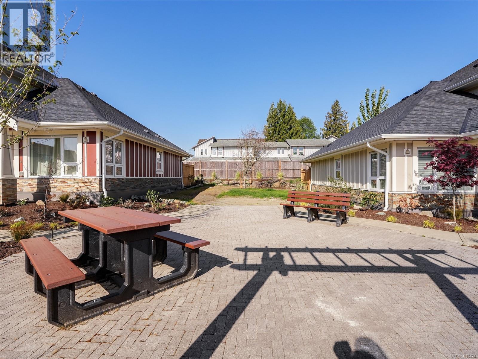 #102 3248 Sherman Rd - 14