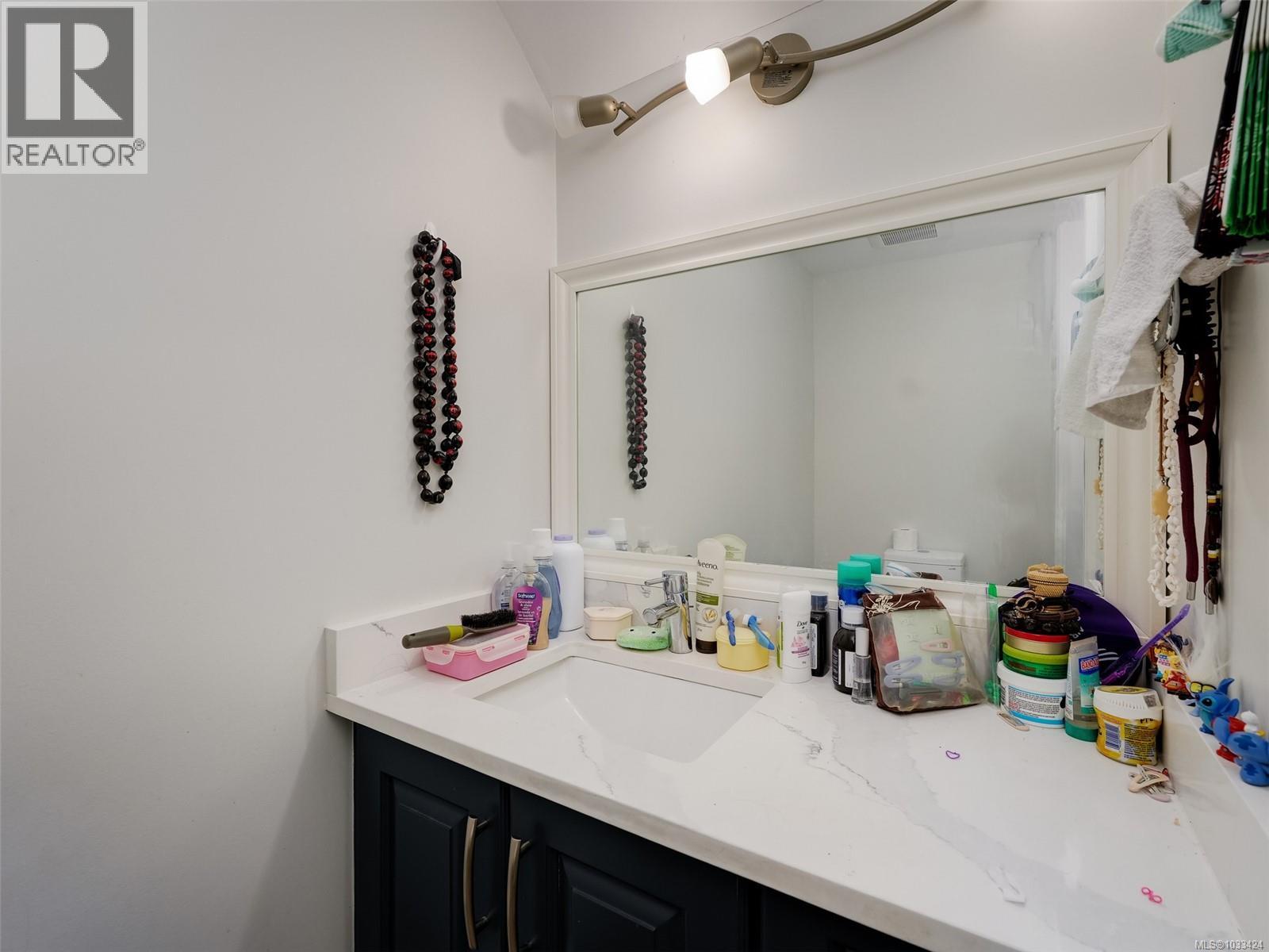 #102 3248 Sherman Rd - 7