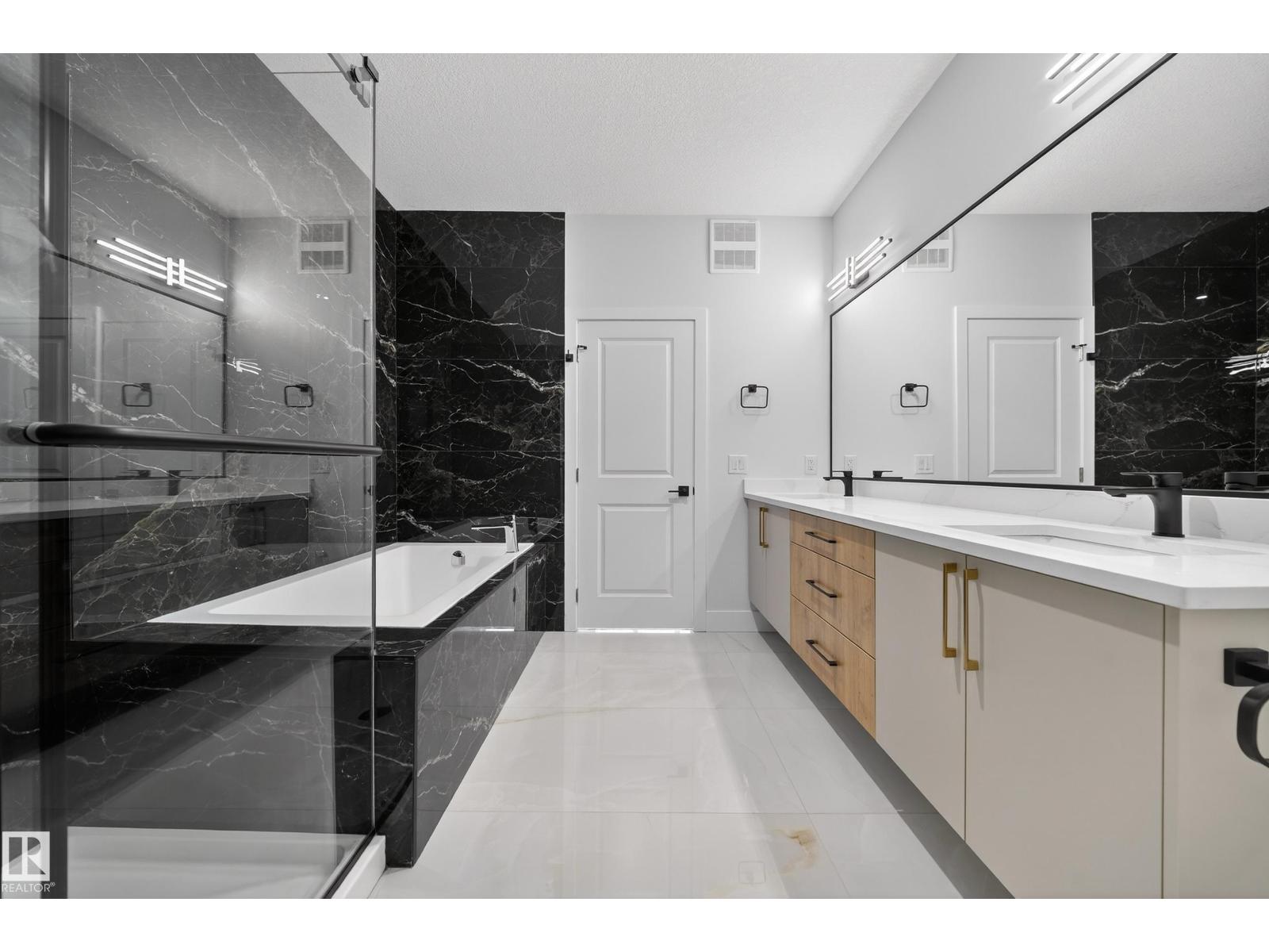 461 CRYSTAL CREEK LI, Leduc