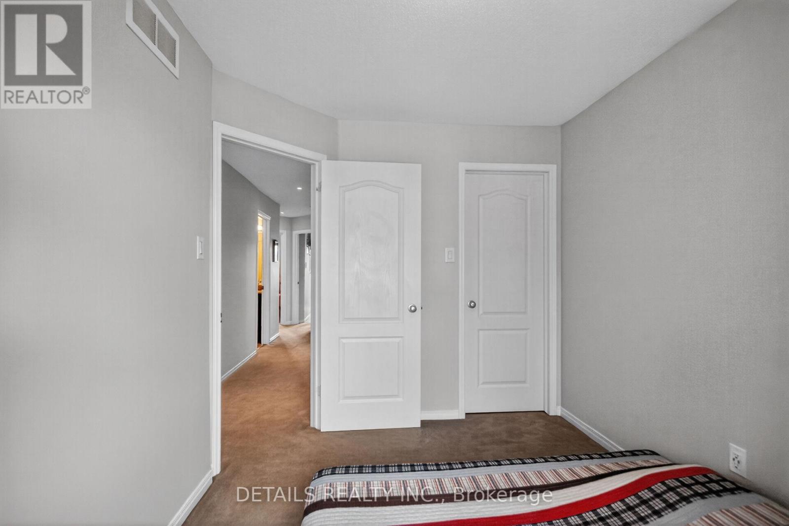 168 EYE BRIGHT CRESCENT — photo 31