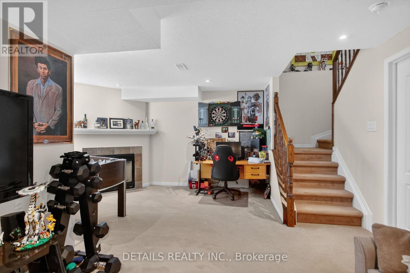 168 EYE BRIGHT CRESCENT — photo 33
